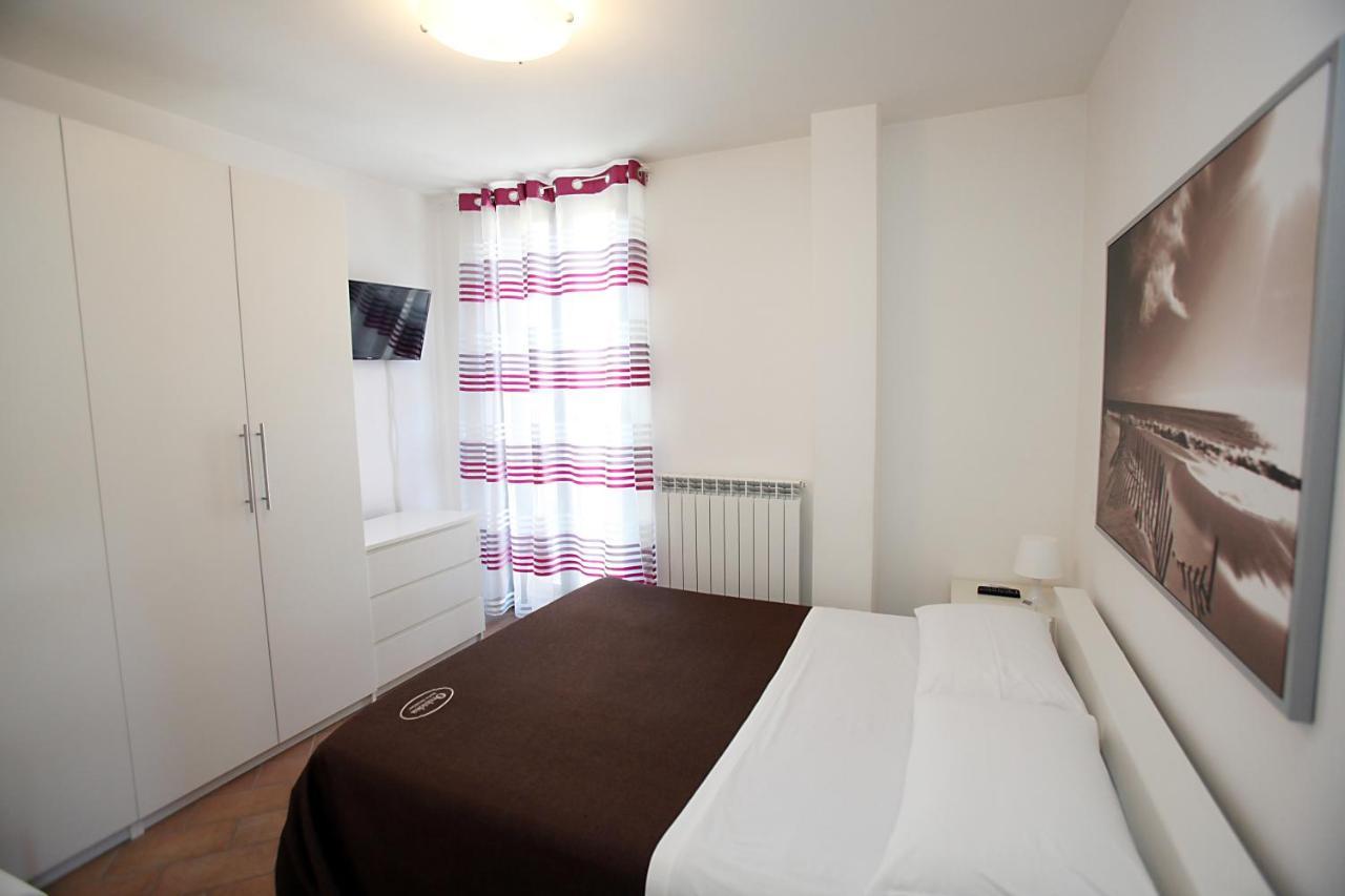 Orchidea Rooms & Suites Civitanova Marche Exterior foto